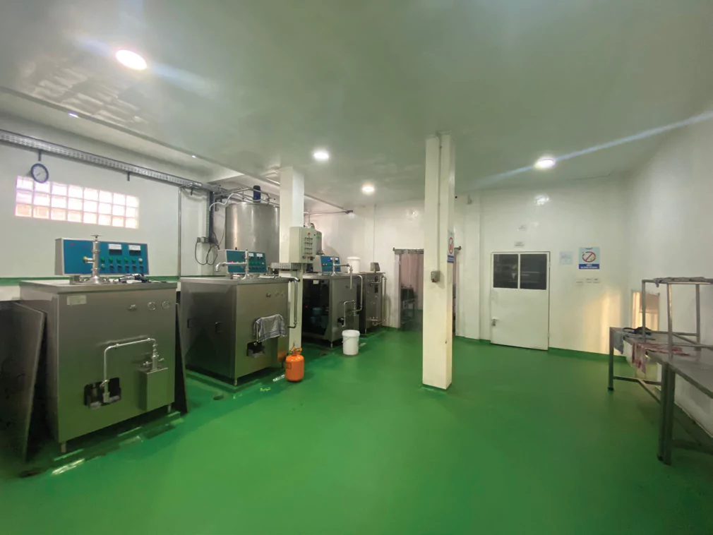 gelato-and-ice-cream-factory-1